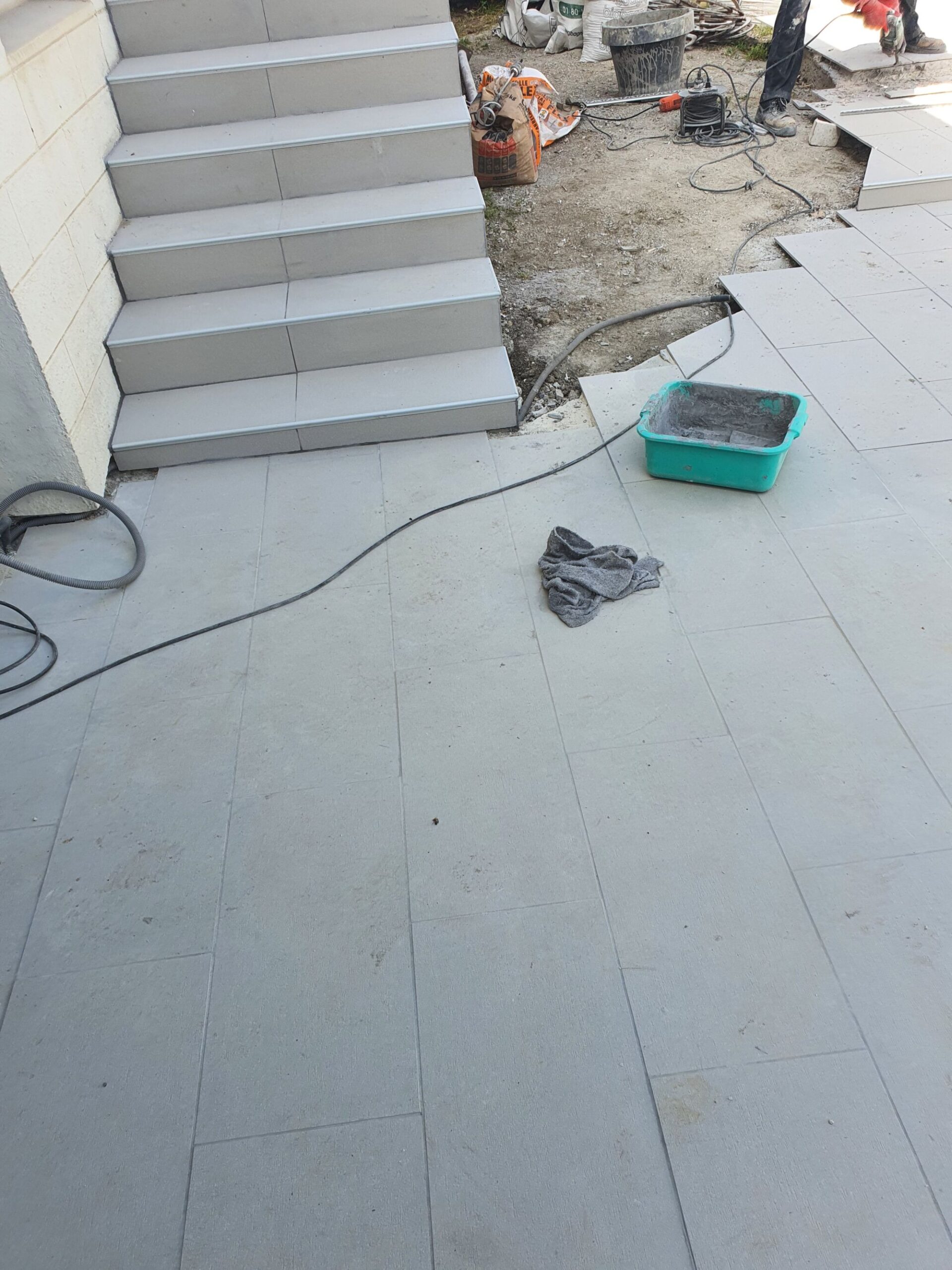 CARRELAGE ANTONY SCALED | Coréhome Aménagement extérieur Montreuil 30