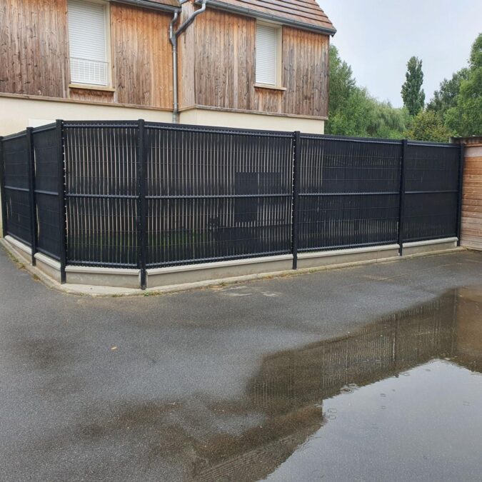 Quels sont les avantages d’une cl&ocirc;ture pour votre maison ? Asni&egrave;res-sur-Seine